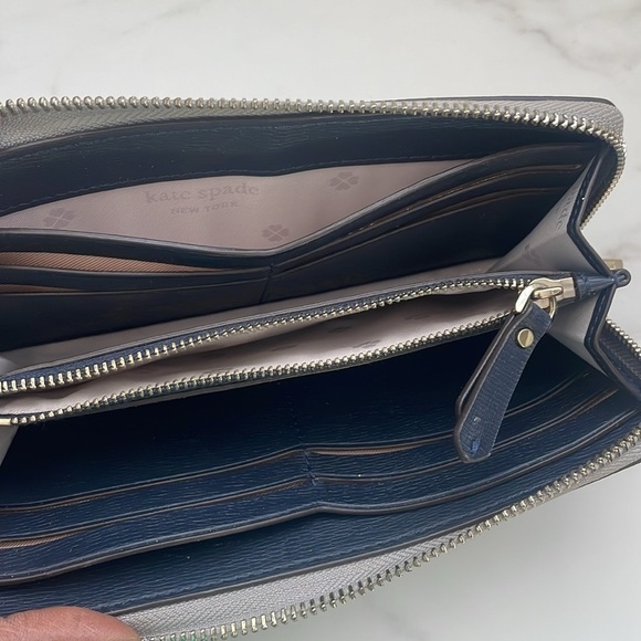 Kate Spade wallet pebbled leather zip gold hardware pockets accessory bag - Picture 5 of 15